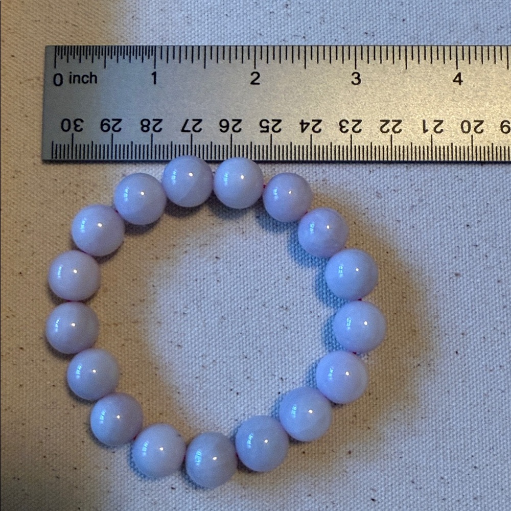 Purple Jade Bracelet - Picture 2 of 5